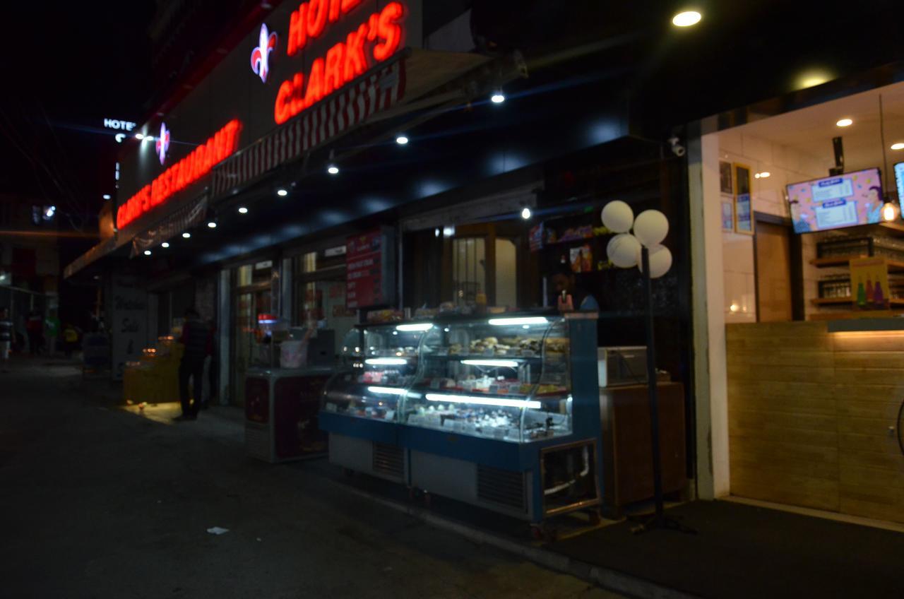 Hotel Clarks Mussoorie Zewnętrze zdjęcie